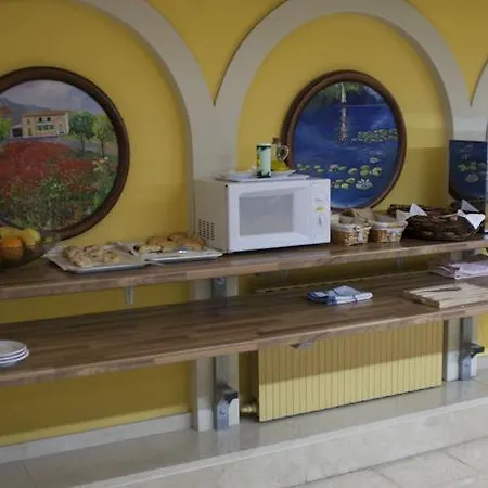 Hotel Abelay 2*